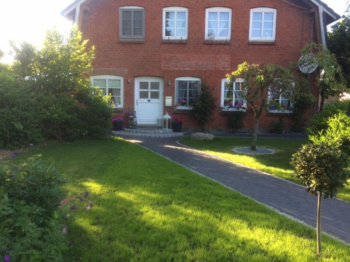 Stilvolle Ferienwohnung Bei Bad Segeberg Blunk Exterior foto
